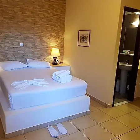 Abelonas Village Отель 4*