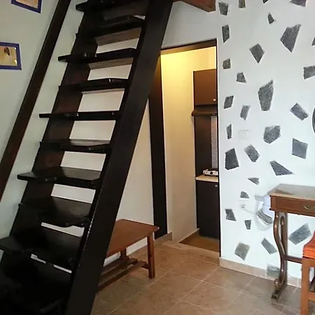 Abelonas Village 4*